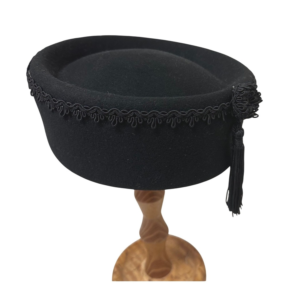 Vintage Importina Bollman Hat Co Black Wool Doeskin Felt Pillbox Hat Tassel USA